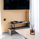 Aqua Velva Luxury