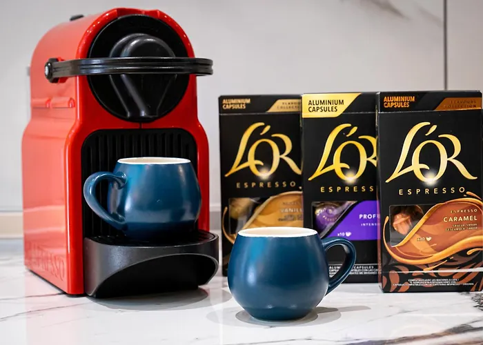 Aqua Velva Luxury Potos